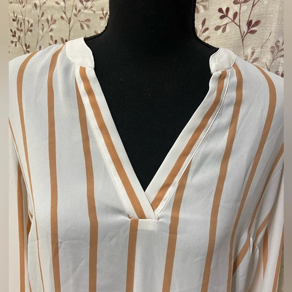 New York & Company - Striped V-Neck Long Sleeve Pullover Blouse - Picture 3 of 8
